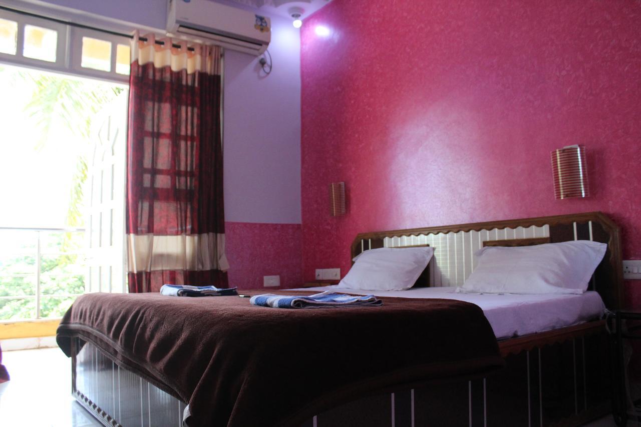Hotel Natasha Panaji Extérieur photo