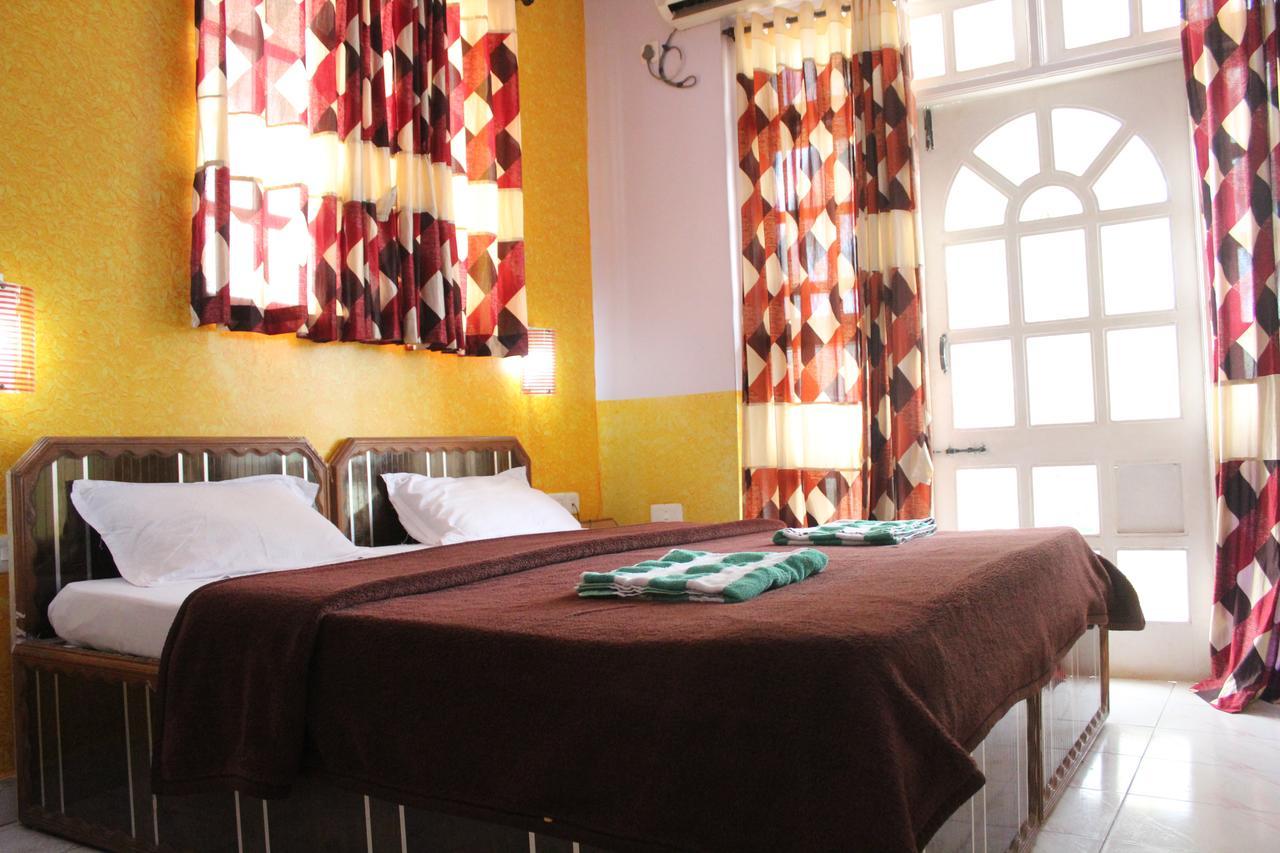 Hotel Natasha Panaji Extérieur photo